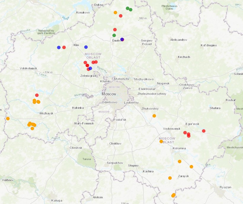 Figura 1. Mappa che mostra l'area in cui venivano cacciati i cinghiali con PCV2 e PCV3 nella regione di Mosca. I punti colorati sono così specificati: arancione: allevamento intensivo di suini; rosso: animali infetti da PCV2; verde: animali infetti da PCV3; blu: animali co-infetti. La mappa è stata costruita utilizzando i pacchetti htmlwidgets, webshot e leaflet R. Il collegamento alla mappa web interattiva dettagliata: https://rpubs.com/krasnikovn/pcv_wildboars21-23.