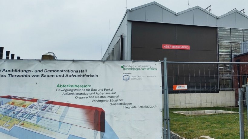 Stalla del Futuro Livello IV: vista esterna del Capannone