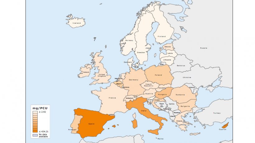 Distribuzione spaziale delle vendite totali di tutti gli antimicrobici per gli animali produttori di alimenti, in&nbsp;mg/PCU nel&nbsp;2015.
