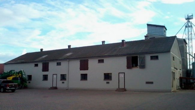 Figura 3: Capannone d'ingrasso