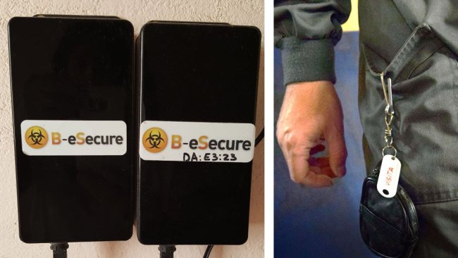 Figura 1.La foto mostra il sistema installato per il monitoraggio dei movimenti. Sono stati installati dispositivi nelle pareti in entrata per monitorare ogni sala in modo indipendente (sinistra) e i dispositivi (bluetooth) portati dagli operatori dell'allevamento (destra).