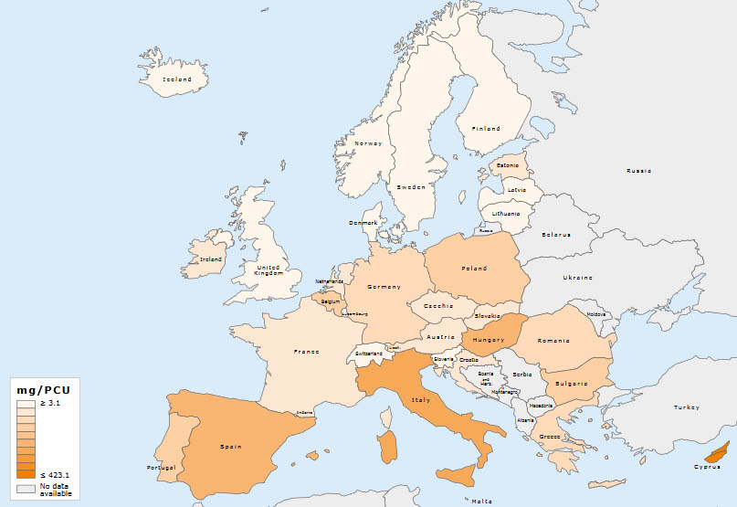 Distribuzione spaziale delle vendite globali di tutti gli antimicrobici per animali da produzione alimentare, in mg / PCU, per 31 paesi nel 2017.
